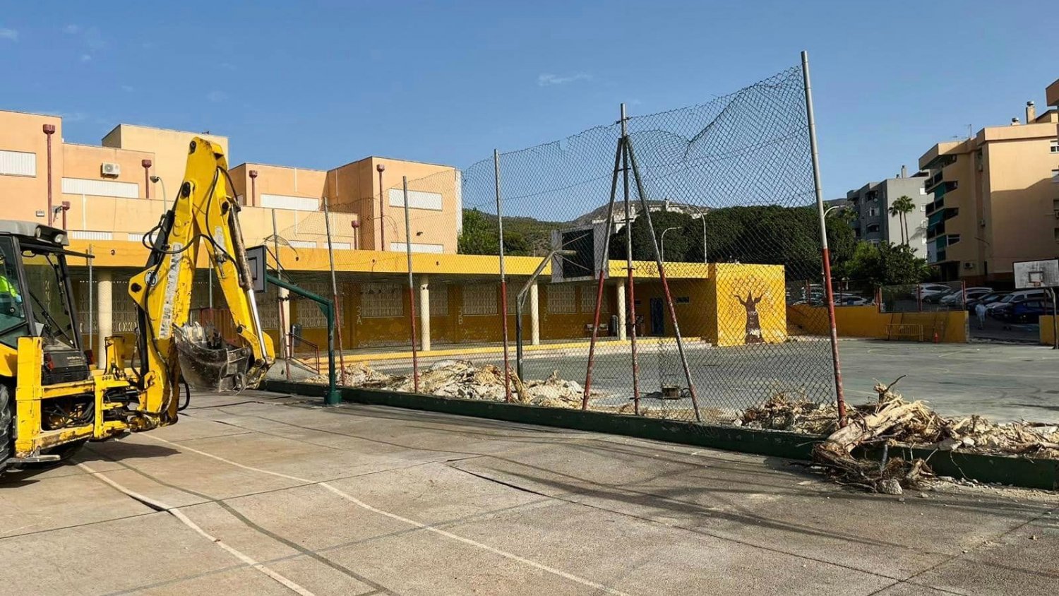 El Ayuntamiento de Torremolinos acomete trabajos de mejora en los colegios del municipio cara al inicio del curso escolar
