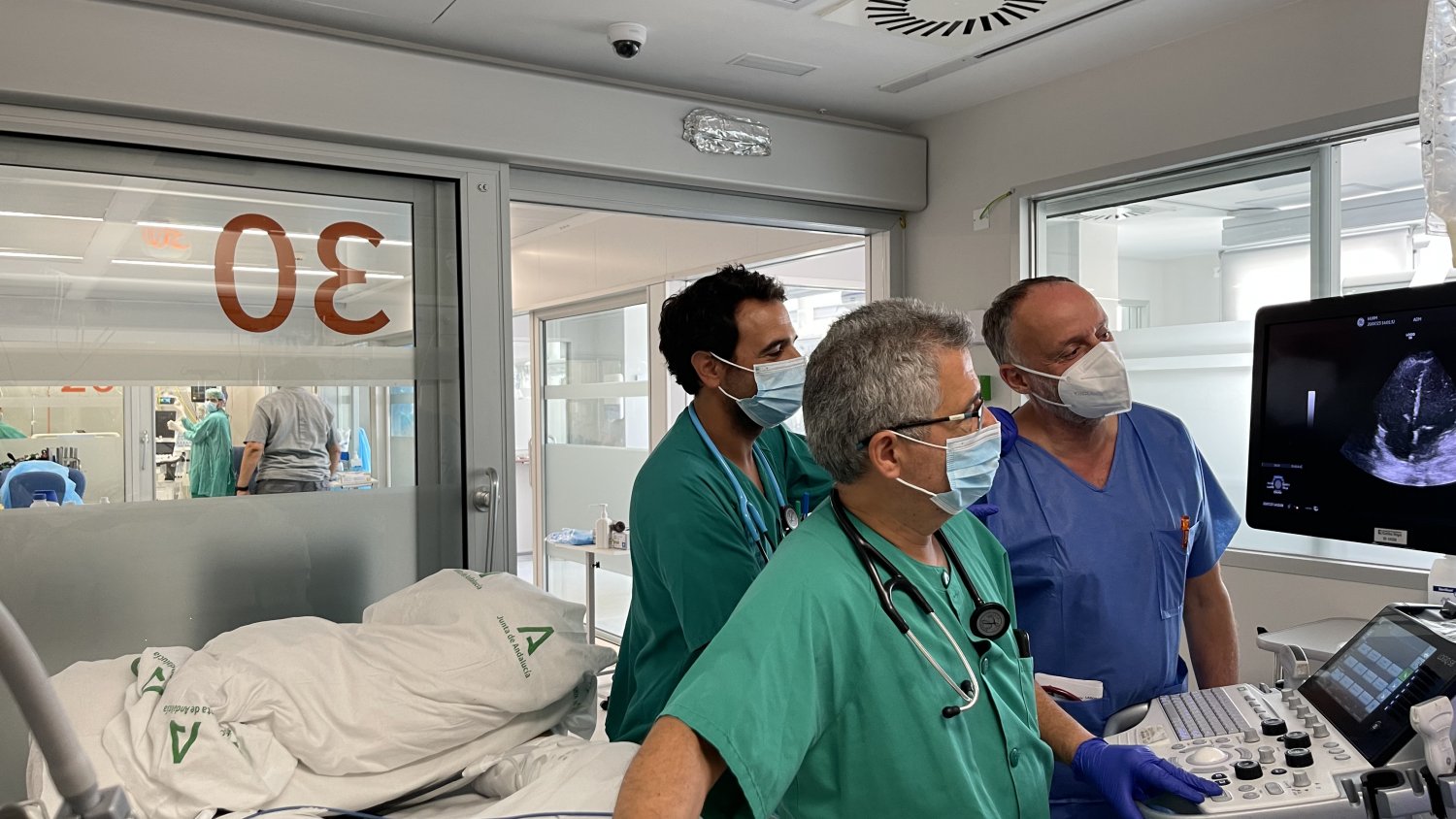 El Hospital Regional, acreditado para formar a profesionales en el manejo de ecografías en pacientes críticos