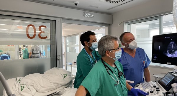 El Hospital Regional, acreditado para formar a profesionales en el manejo de ecografías en pacientes críticos