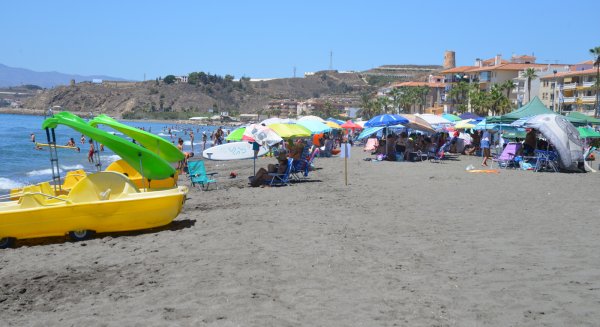 El alcalde de Torrox ruega un 'uso racional del agua' y pide 'comprensión' ante dificultades puntuales en el suministro