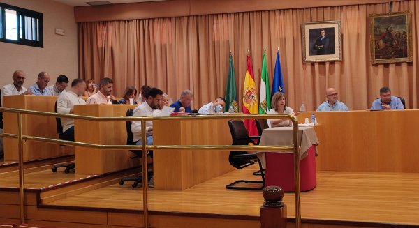 Vélez-Málaga aprueba cancelar el préstamo del Plan de Ajuste para favorecer reducir el periodo medio de pago