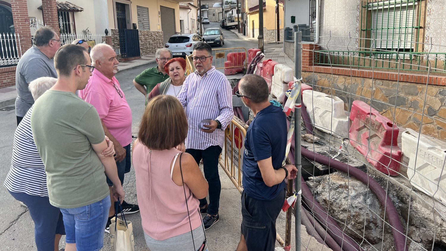PSOE exige al Ayuntamiento que cumpla con las obras de saneamiento de EMASA que prometió en la barriada de Granja Suárez