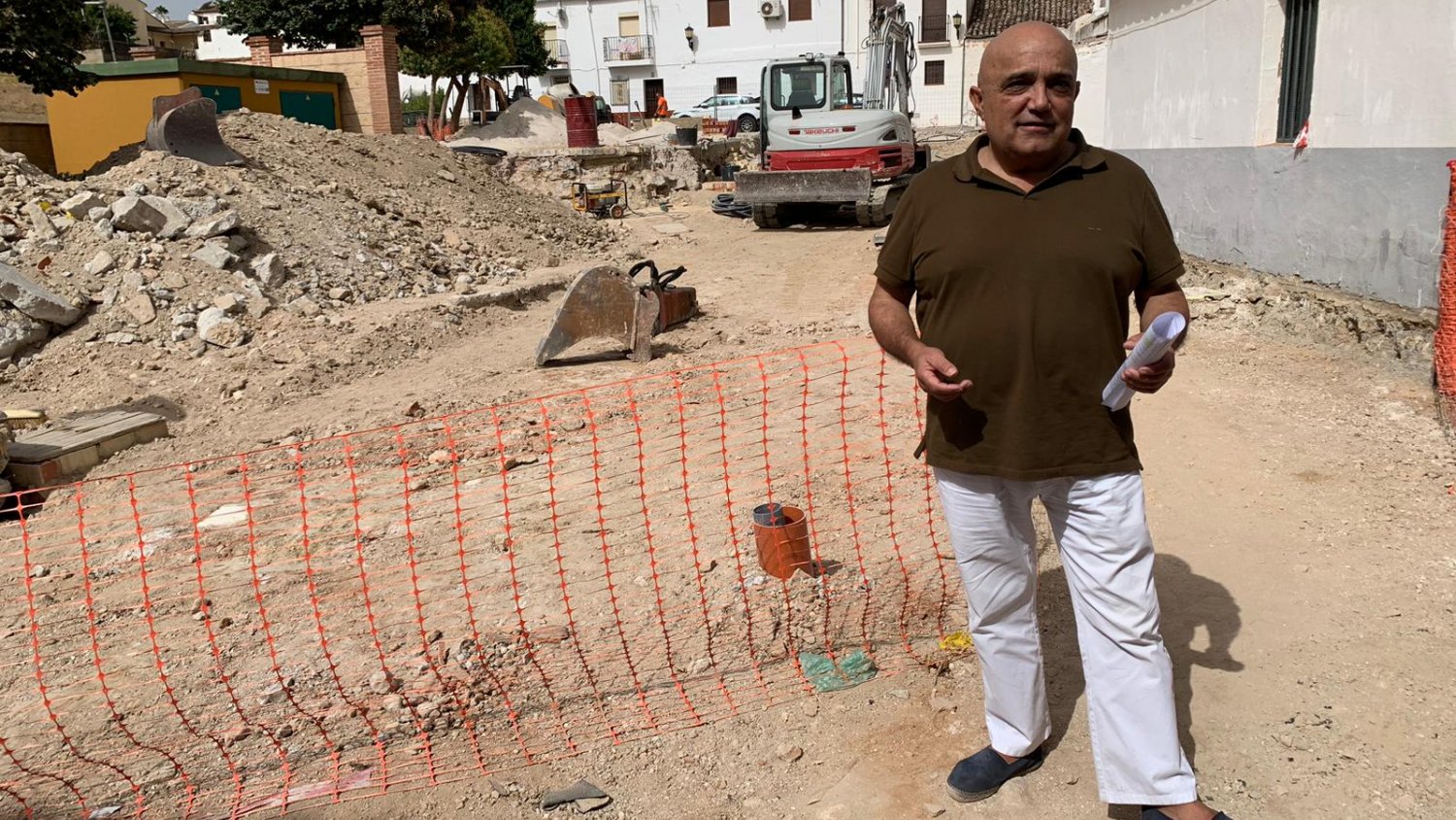 Avanzan a buen ritmo los trabajos para la remodelación integral de la plaza de El Llanete 