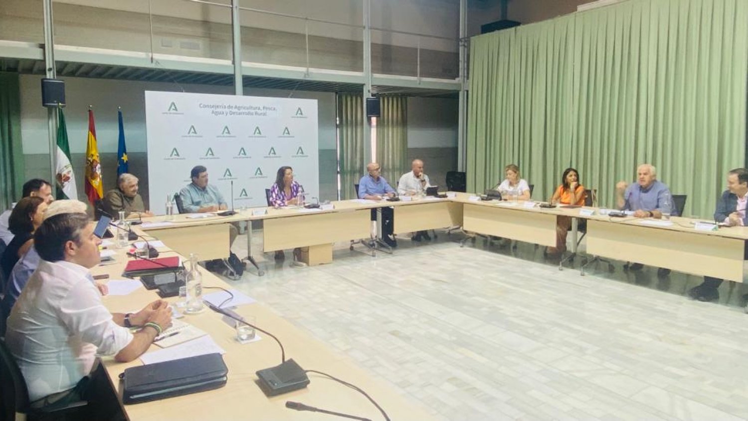 Carmen Crespo anima al sector a hacer uso de la nueva línea de ayudas a créditos en el marco de su mecanismo financiero  