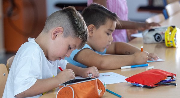 Convocados los Premios Educaciudad que reconocen el compromiso de los municipios con la educación