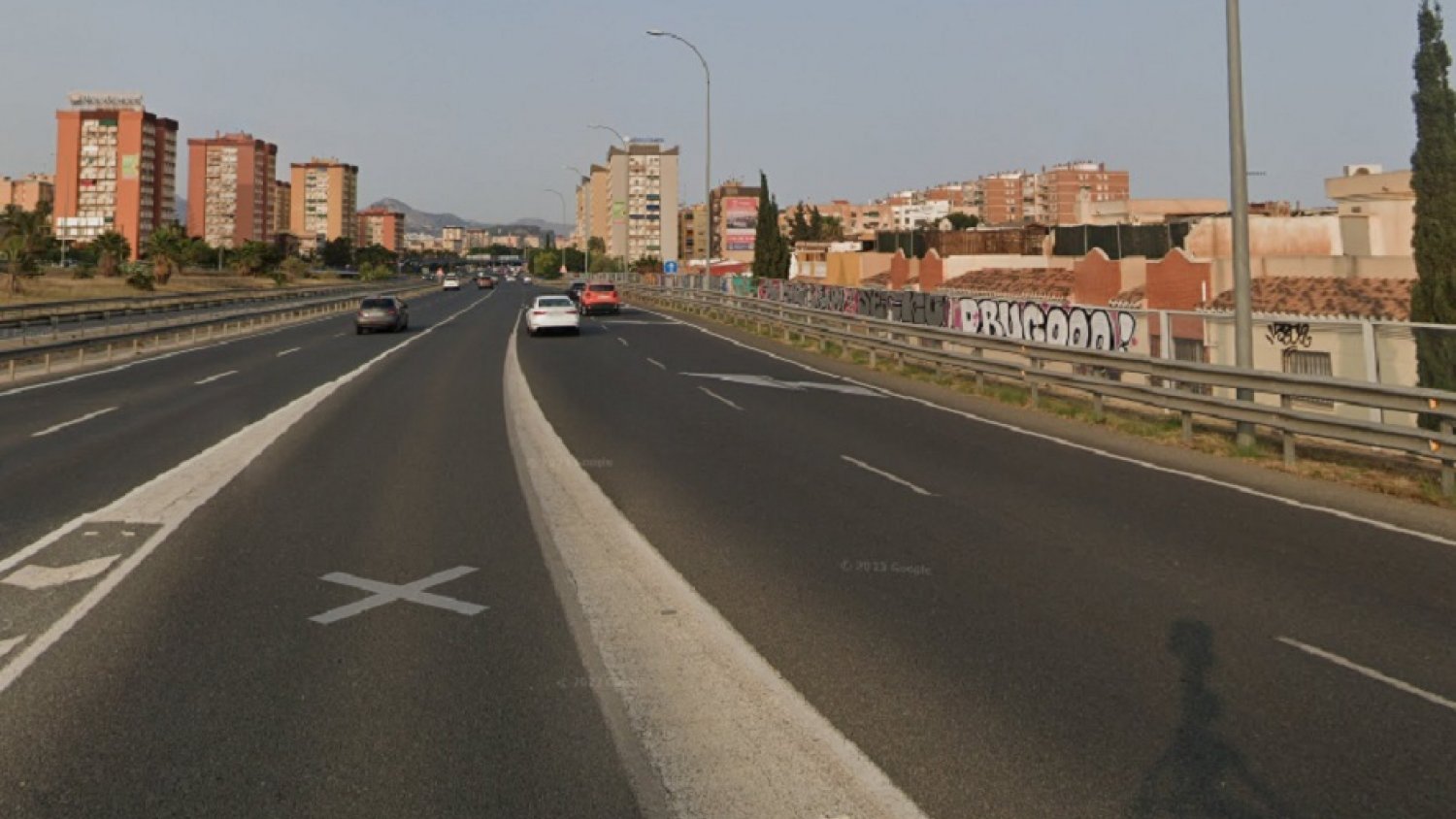 Muere un hombre atropellado en la carretera MA-20 de Málaga