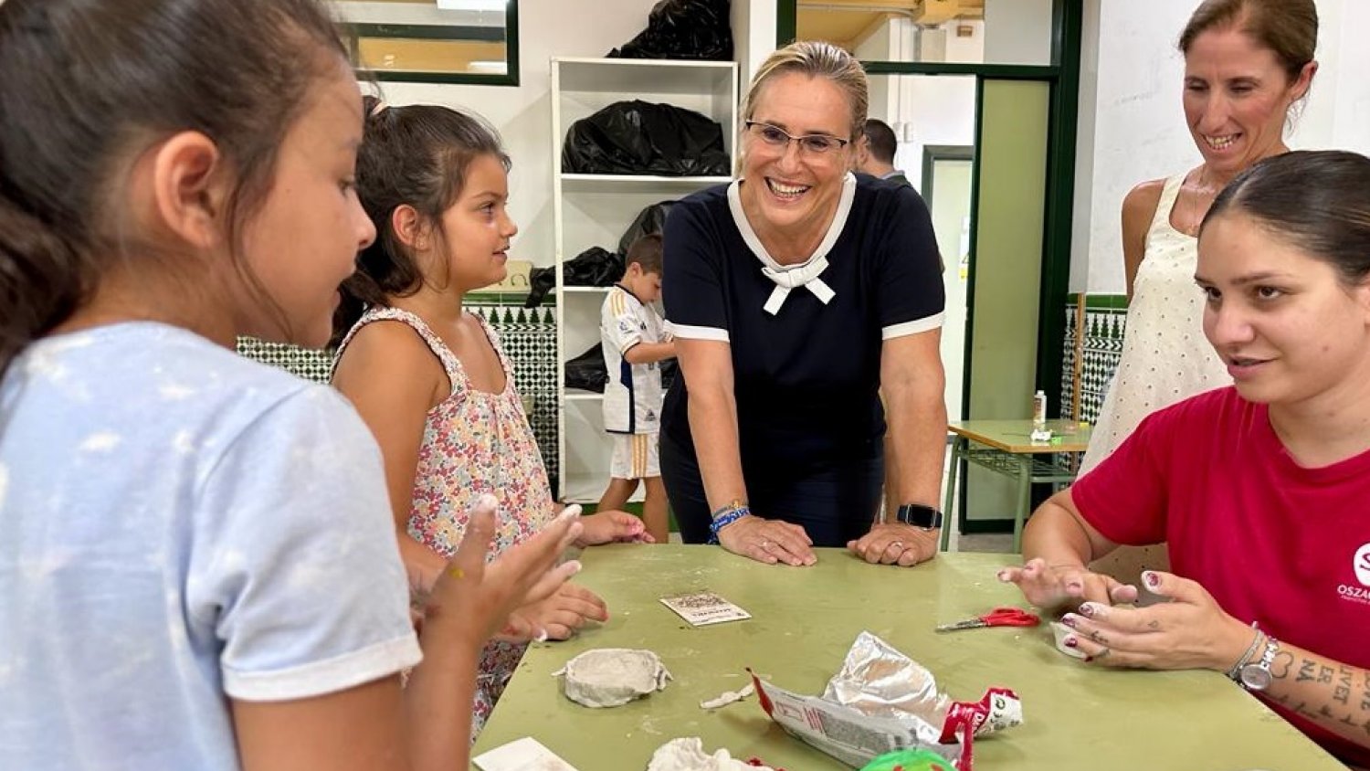 El Ayuntamiento de Fuengirola ayuda a conciliar la vida laboral de más de 600 familias con la Escuela Municipal de Verano 