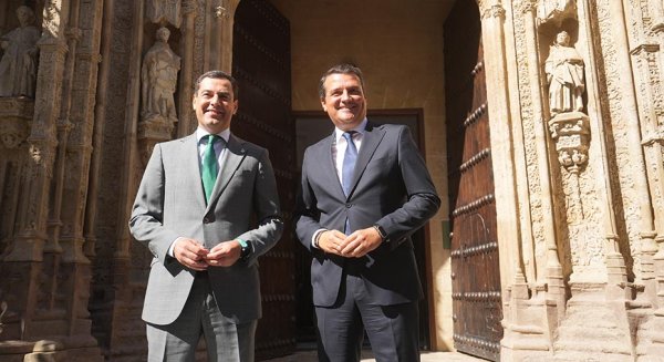Moreno destaca la potencia del turismo de congresos en Andalucía, que atrae a más de 600.000 visitantes al año