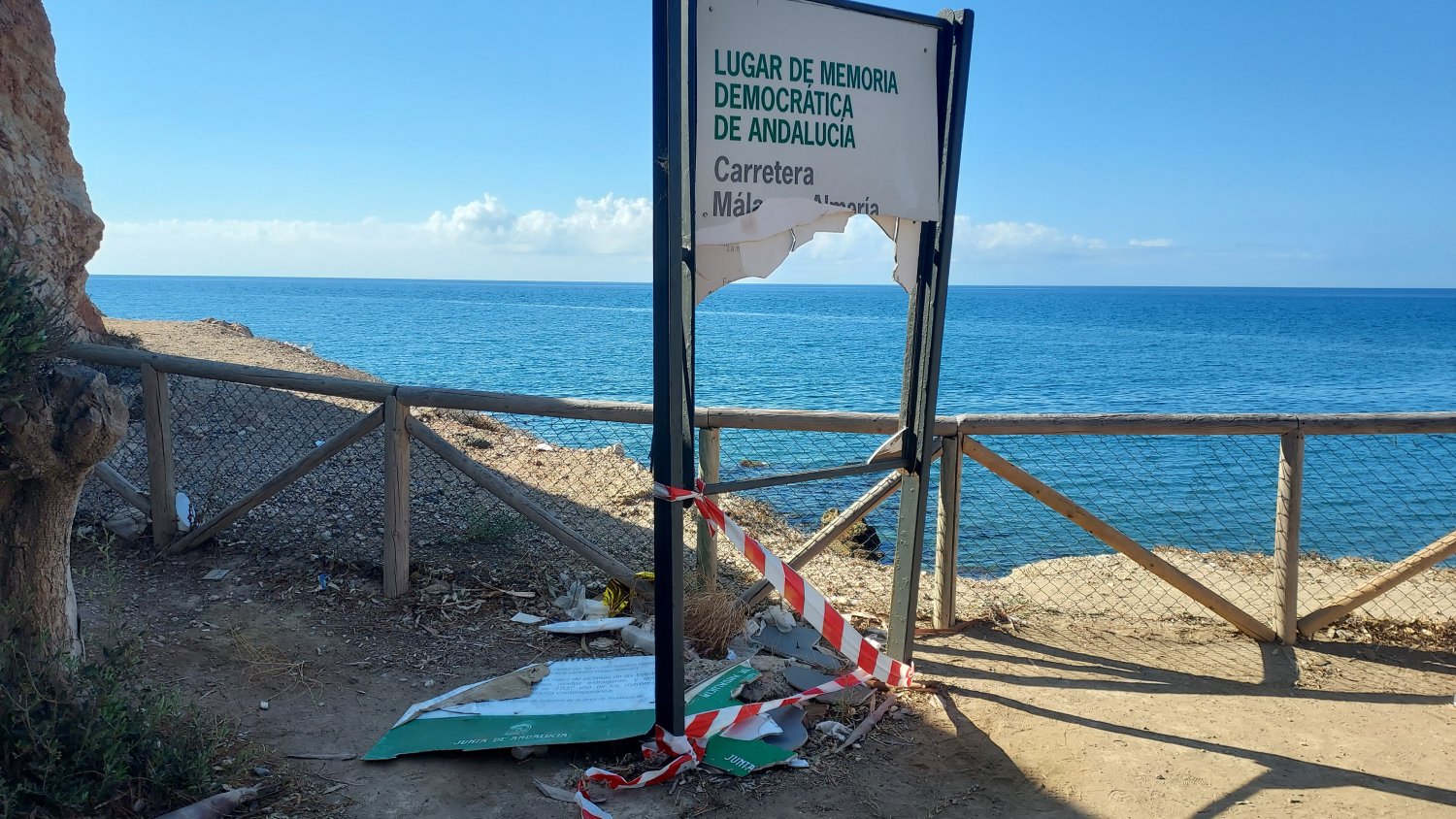 Con Málaga exige reparar las placas de ‘Memoria Democrática’ dedicadas a García Caparrós y ‘La Desbandá’