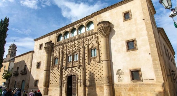 La Sede Antonio Machado de Baeza finaliza los Cursos de Verano con la realización de un curso y 5 encuentros en su tercera semana