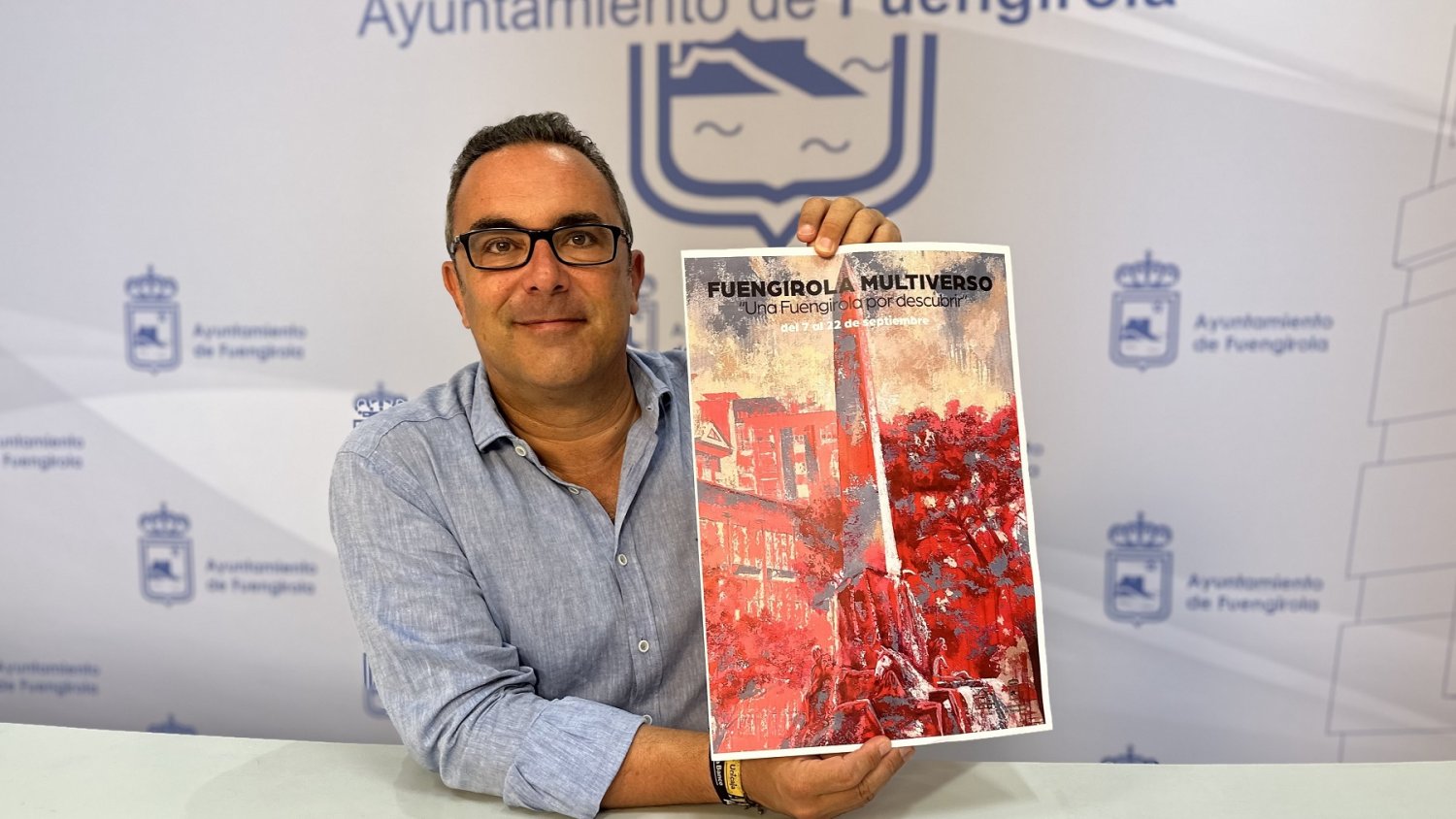La Casa de la Cultura acoge la exposición ‘Fuengirola Multiverso’ a cargo de la artista chilena Helia Salas Bringas