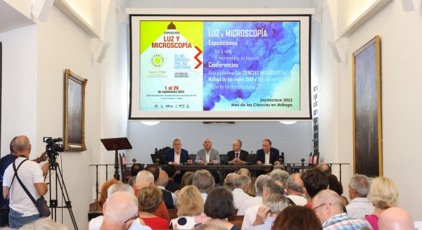 La Diputación colabora con la SEAP para traer a Málaga la exposición 'Luz y microscopía'