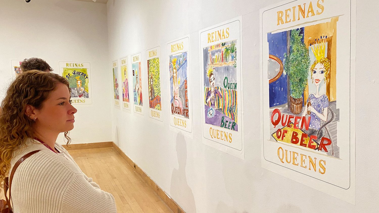 UMA.- La profesora Blanca Montalvo retrata a mujeres fuertes e independientes en su proyecto internacional 'Queens'