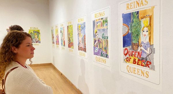 UMA.- La profesora Blanca Montalvo retrata a mujeres fuertes e independientes en su proyecto internacional 'Queens'