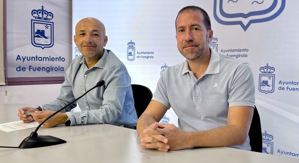 El Paseo Marítimo de Los Boliches acoge una campaña de concienciación ambiental sobre el uso de residuos plásticos