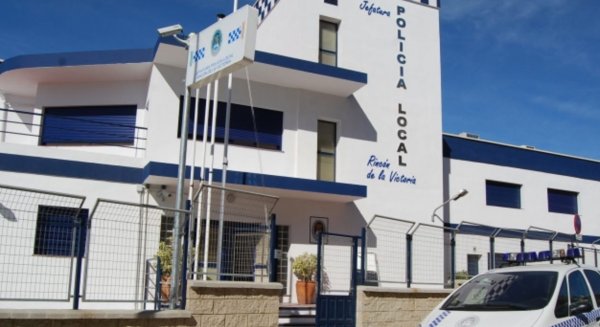 La Policía Local de Rincón de la Victoria abre diligencias a un establecimiento por permitir el consumo de sustancias estupefacientes