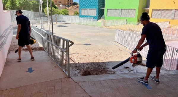 El Ayuntamiento activa el Plan de Limpieza Integral de los colegios de Fuengirola
