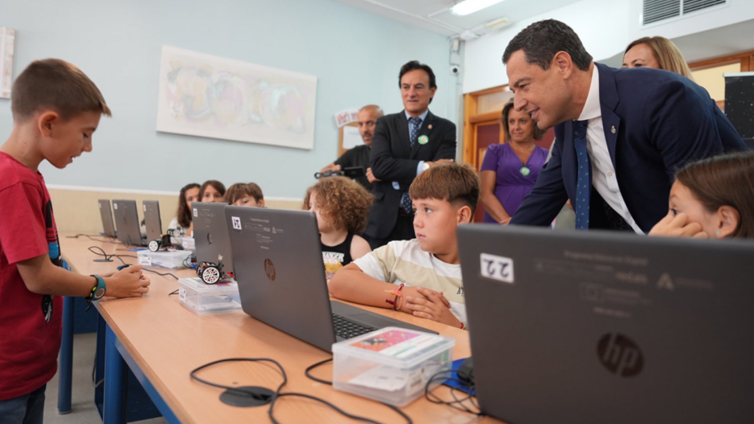 Moreno destaca el compromiso de mejora permanente con la Educación: 'es la auténtica apuesta del futuro de una sociedad'