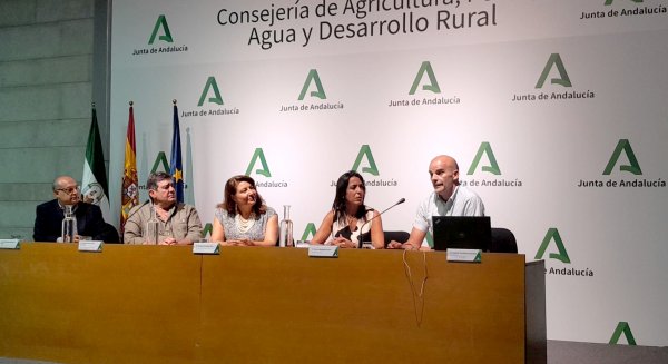 Andalucía lidera la investigación española sobre caracterización y aprovechamiento del alga asiática