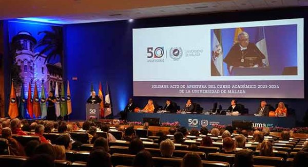 UMA.- El rector vuelve a reclamar recursos para la financiación al inaugurar el último curso de su mandato