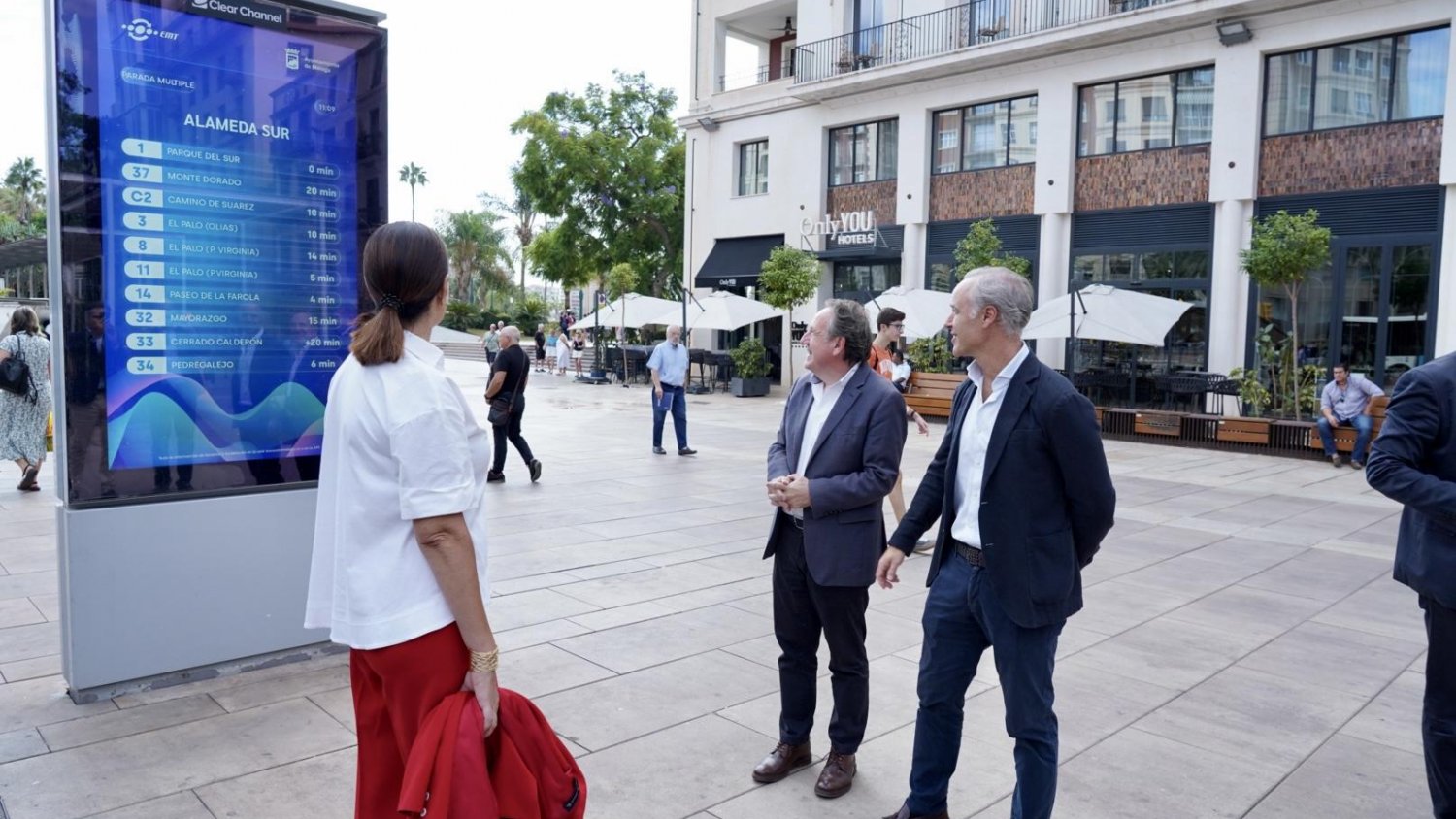 Málaga contará con 230 nuevas pantallas digitales de gran formato con información de los autobuses en tiempo real