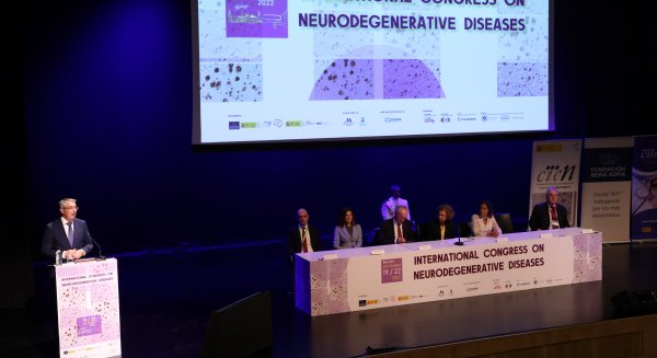 La Reina Sofía preside el Congreso Internacional de Enfermedades Neurodegenerativas en Málaga