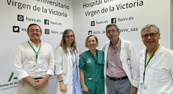 El Clínico de Málaga aplica con éxito una técnica poco invasiva para casos más complejos de Cáncer de Tiroides 