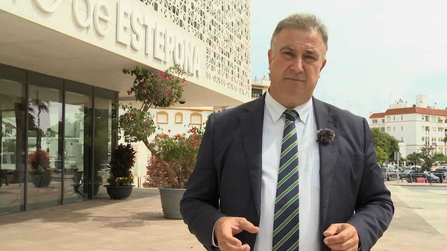 VOX denuncia 'falta de liquidez y gasto descontrolado' en el Ayuntamiento de Estepona
