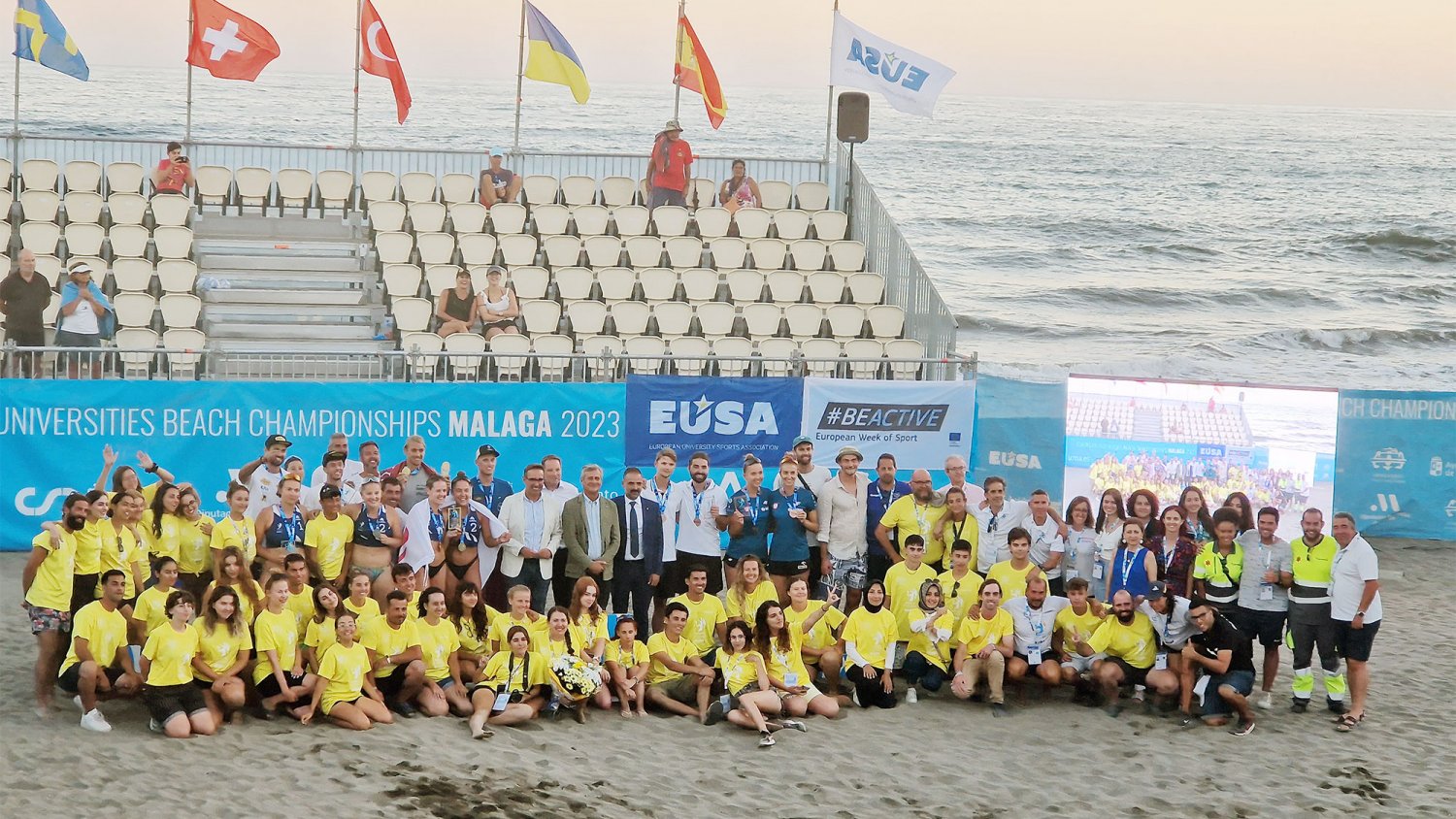 Los equipos de balonmano playa de la UMA ganan el I Campeonato de Europa Universitario de Deportes de Playa