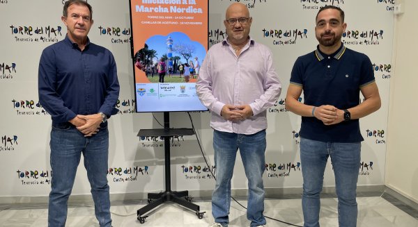 Torre del Mar, sede de un curso de Iniciación a la Marcha Nórdica de la Federación Andaluza de Montañismo