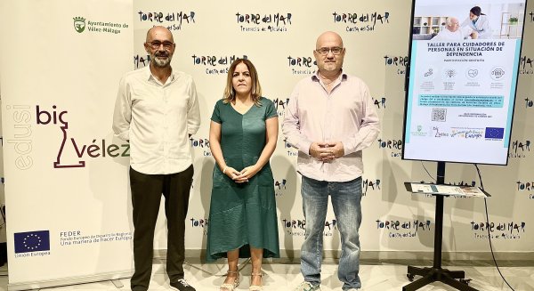 Vélez-Málaga pone en marcha talleres de formación para cuidadores de personas dependientes