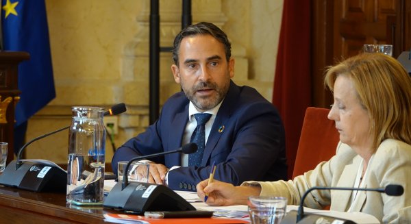 Pérez pide una amnistía 'a la subida de impuestos que plantea De la Torre para los malagueños'