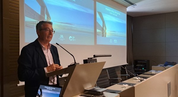 Turismo Costa del Sol, asociaciones turísticas y ayuntamientos costeros abordan problemas del litoral 