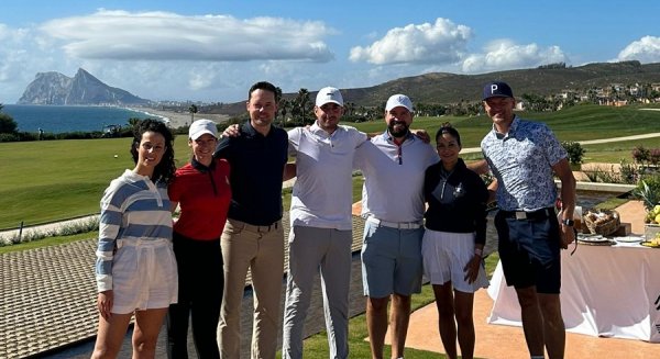 Influencers y creadores de contenido de Europa y EE.UU conocen la oferta de golf de la Costa de Sol