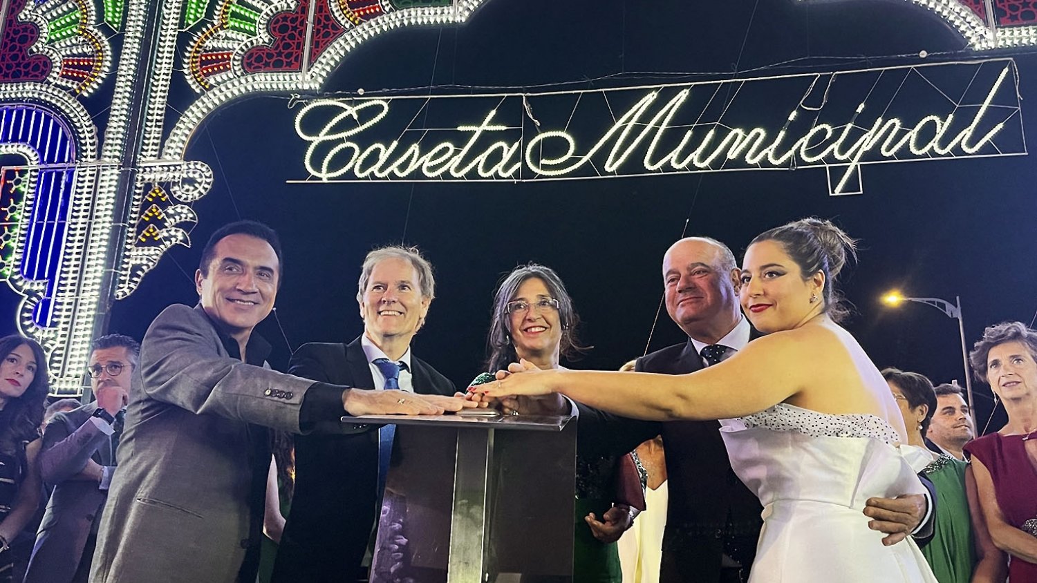 Enrique Romero y Reyes García toman posesión de Pregonero y Regidora de la Feria de Antequera
