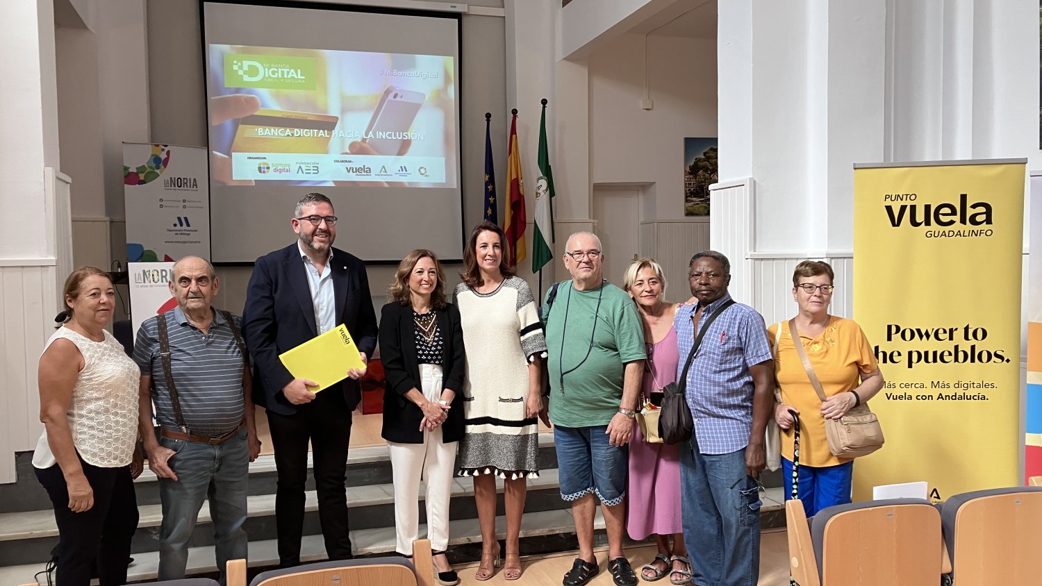 La Junta participa con sus centros Vuela Guadalinfo en un proyecto nacional de formación en banca digital