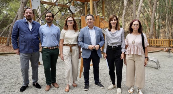 Málaga cuenta ya con diez parques infantiles en zonas forestales 