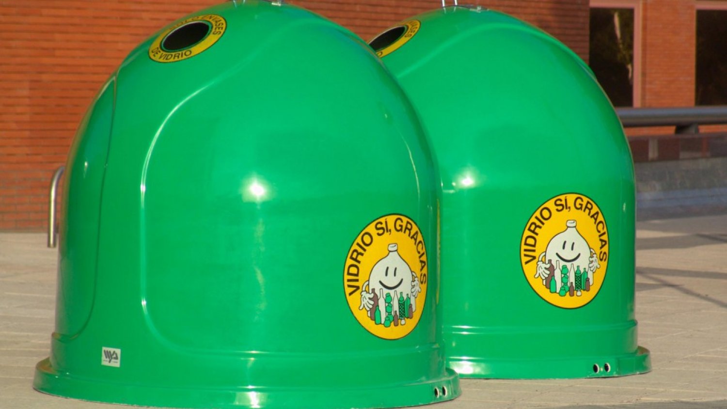 Málaga y Ecovidrio utilizan la IA en una iniciativa ciudadana para incrementar la recogida de envases de vidrio 