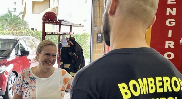 Fuengirola acondiciona y pone en valor el patio exterior del Parque de Bomberos