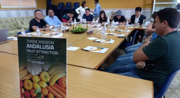 Andalucía TRADE e ICEX refuerzan el sector hortofrutícola andaluz en un encuentro ante agentes de cuatro continentes 