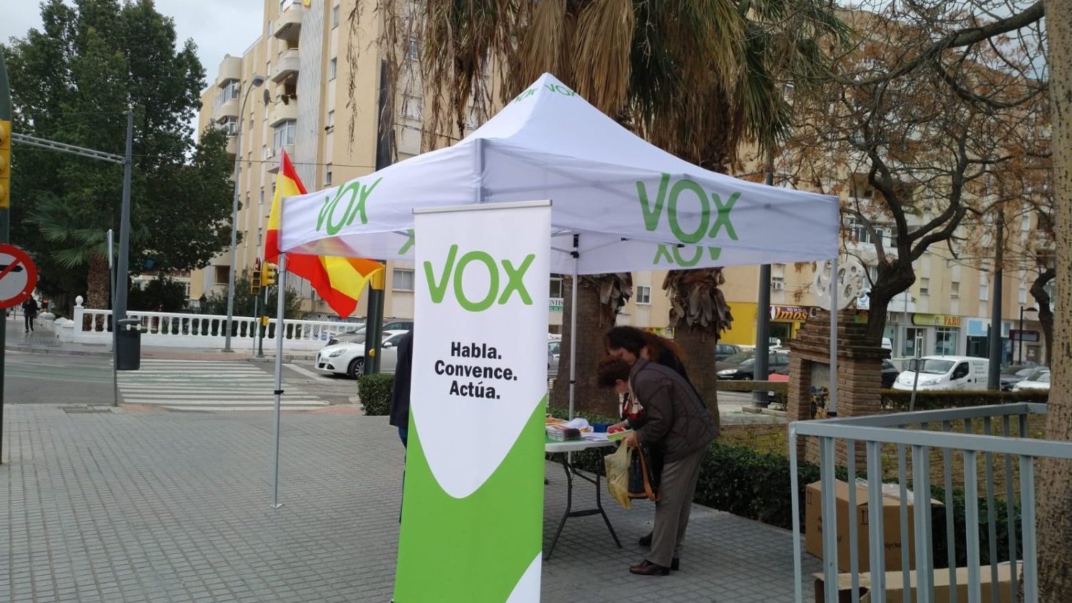 VOX desmiente 'rotundamente' las informaciones de ceses y dimisiones publicadas en medios de comunicación