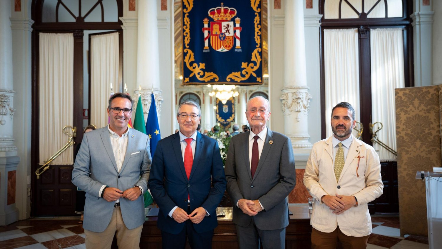 Málaga y Rincón de la Victoria firman un protocolo para la promoción conjunta de ambos destinos 