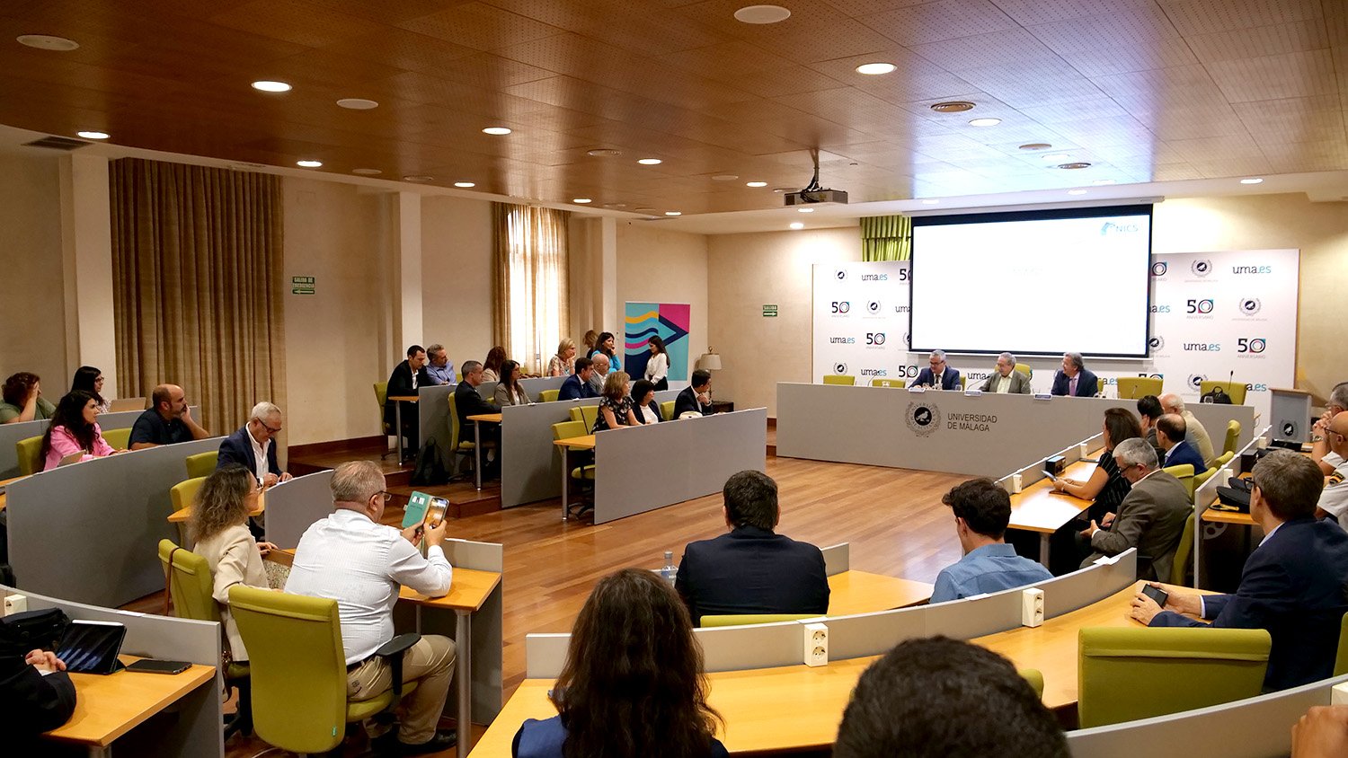 La Universidad de Málaga impulsa un programa sobre formación en Ciberseguridad para toda la sociedad