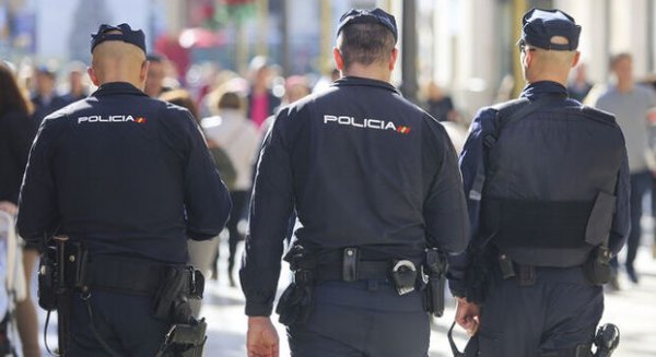 Posible caso de violencia de género en Benalmádena: un hombre asesina a una mujer disparándole y se suicida