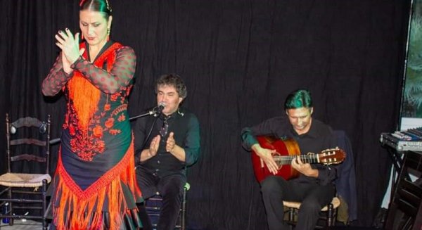Noche flamenca en Da Bruno Sul Mare con el talento de Carlos Brias