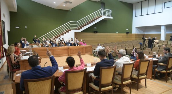Torremolinos elimina la tasa por emisión del empadronamiento e impulsa su gestión telemática