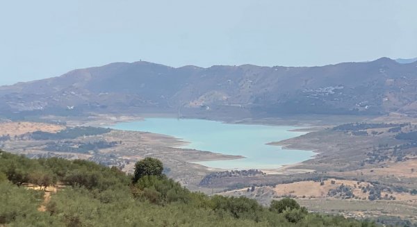 Por Mi Pueblo Vélez-Málaga apuesta por los trasvases y la reutilización del agua para paliar la sequía