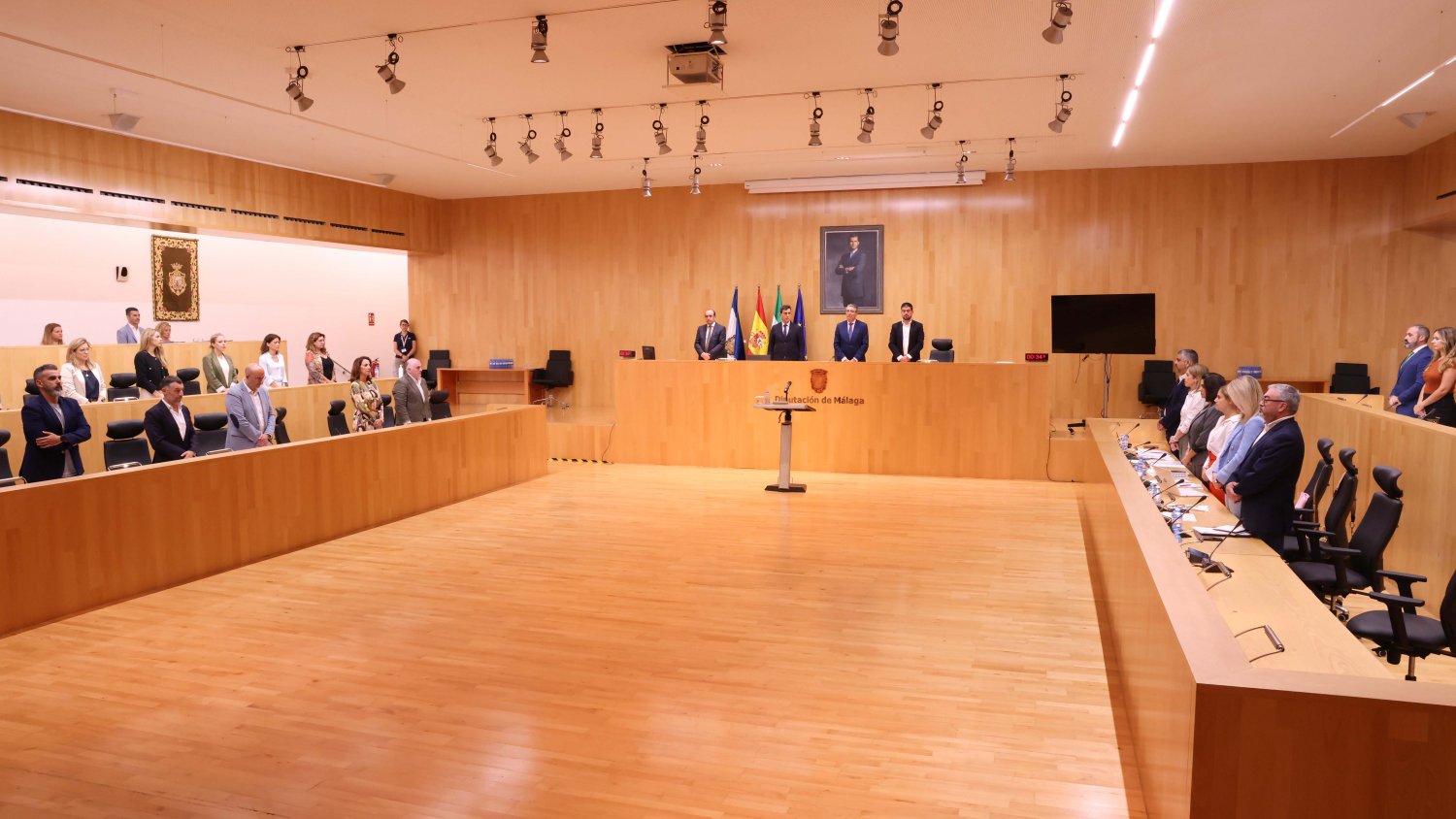 Diputación aprueba pedir al Gobierno la ampliación de la A-7 con un tercer carril desde Vélez-Málaga hasta El Palo