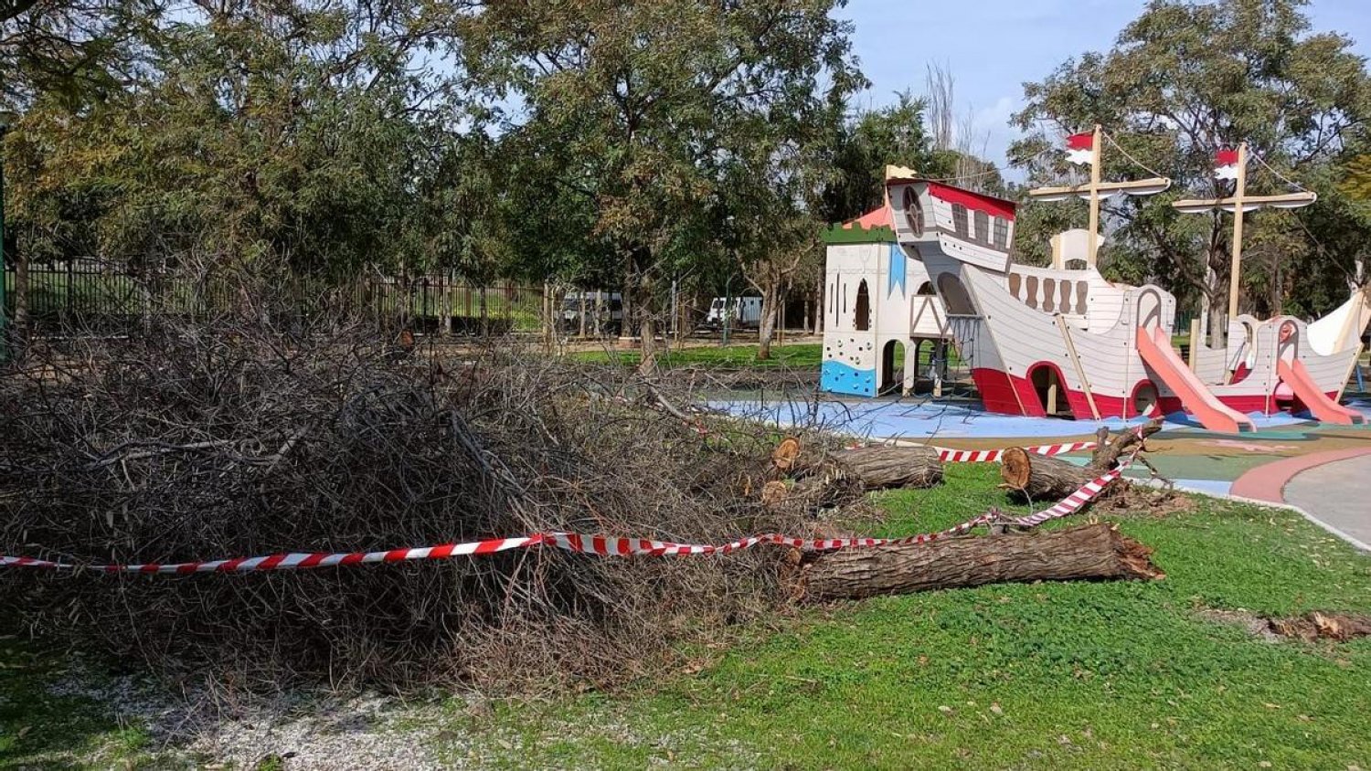 El Ayuntamiento de Málaga cerrará los parques ante el aviso de fuertes rachas de viento