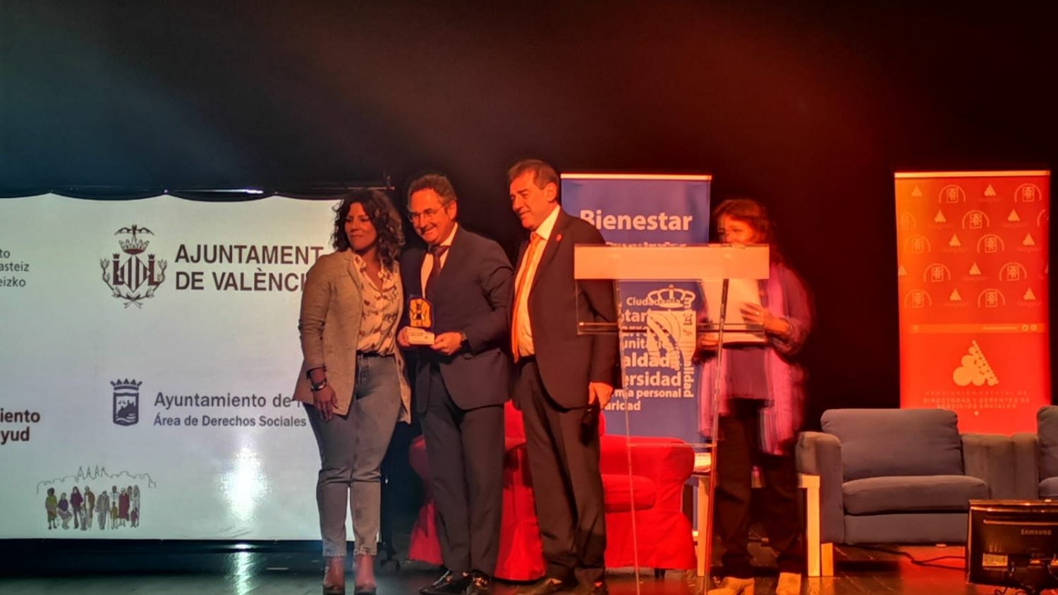 La Asociación de Directoras y Gerentes de Servicios Sociales premia al Ayuntamiento de Málaga 